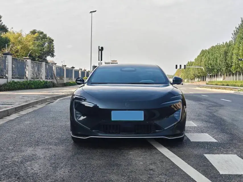 2023 AVATR 12 thumbnail 2