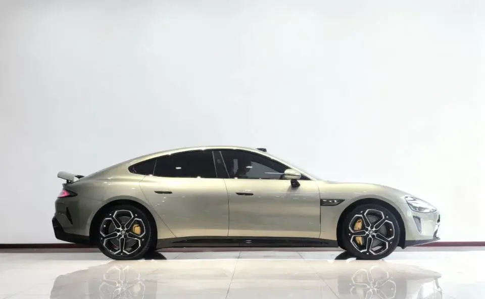 2024 MI SU7 thumbnail 2