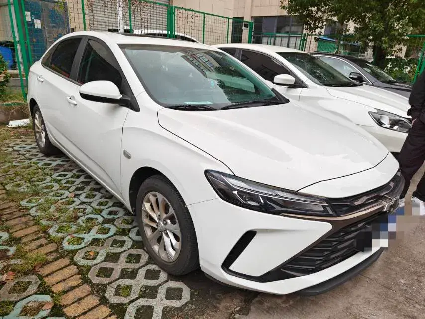 2023 CHEVROLET MONZA thumbnail 3