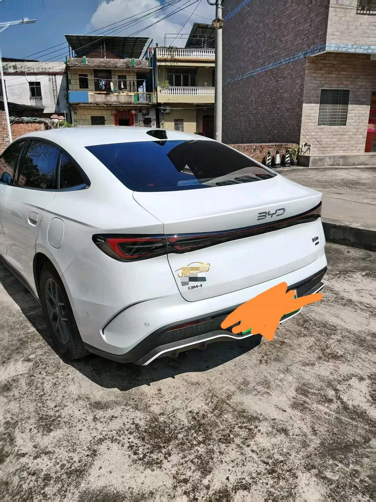 2025 BYD SEAL thumbnail 2