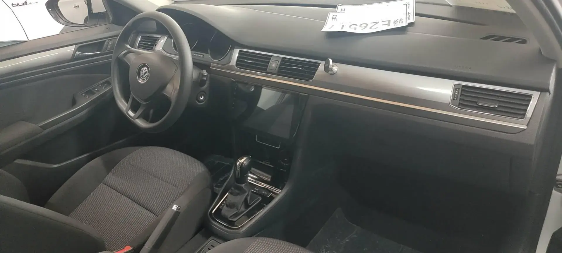 2019 VOLKSWAGEN BORA thumbnail 4