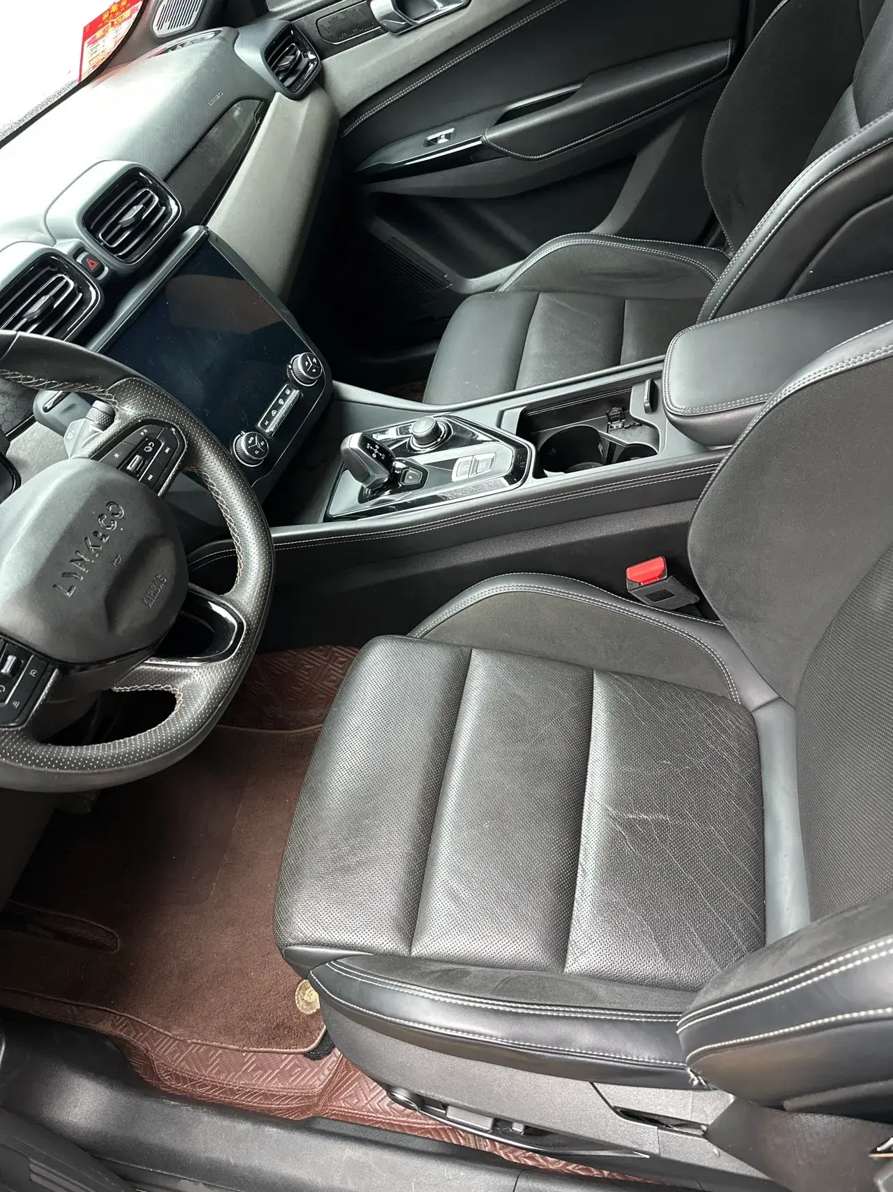 2022 LYNK&CO 03 thumbnail 4