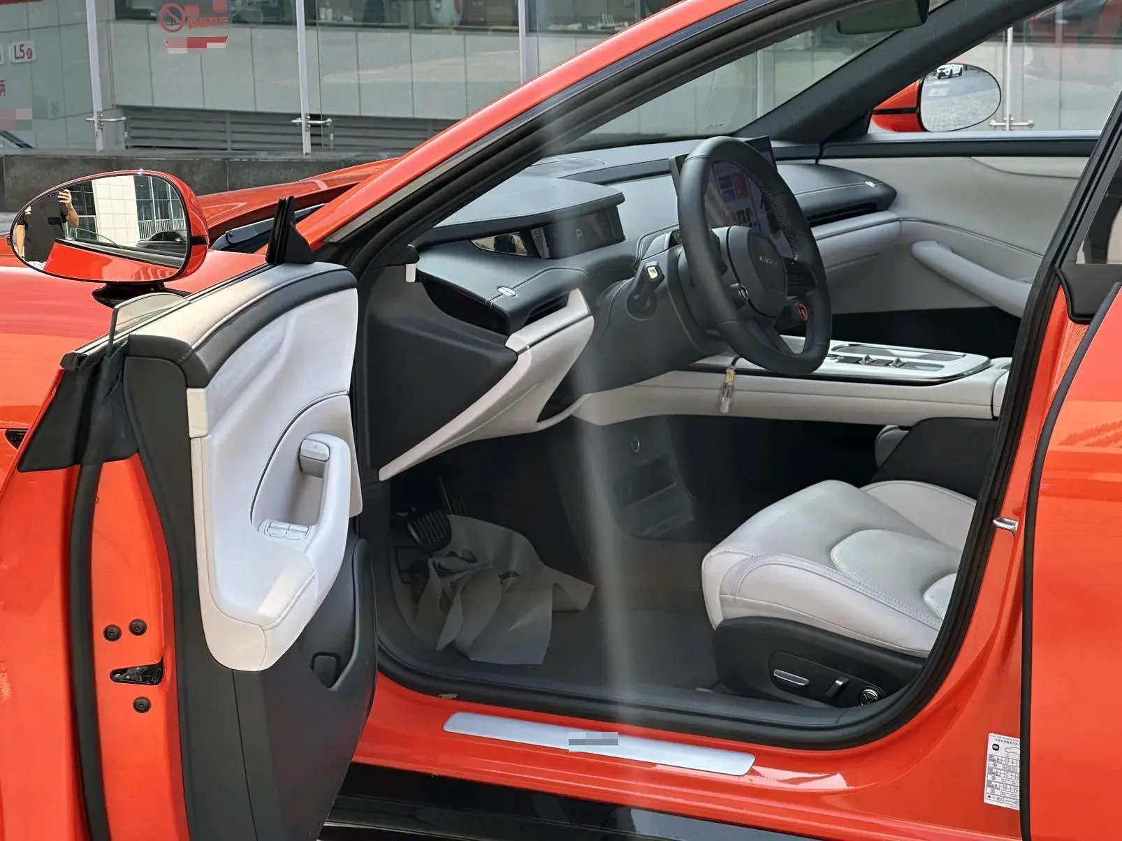 2024 MI SU7 thumbnail 4