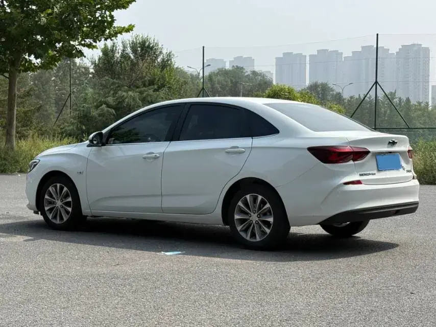 2022 CHEVROLET MONZA thumbnail 4