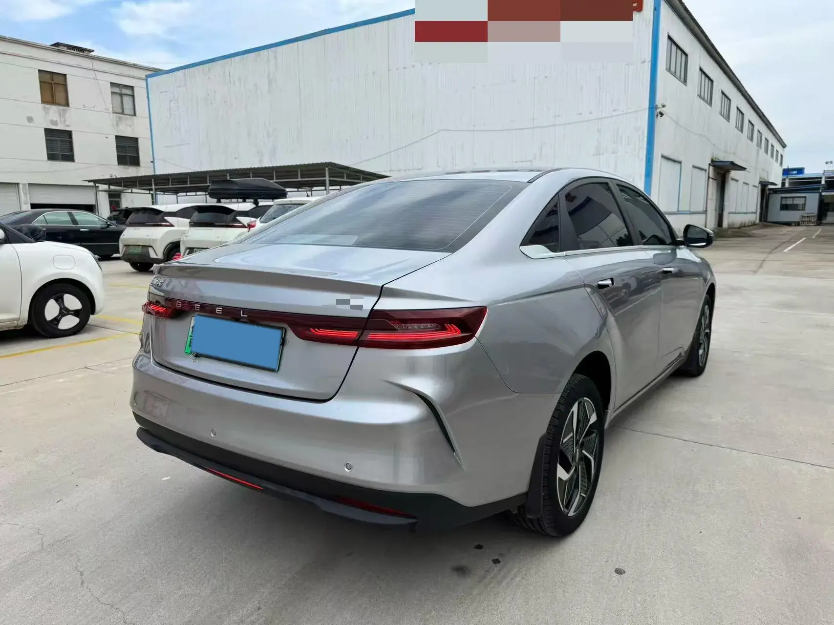 2024 GEOMETRY G6 thumbnail 4