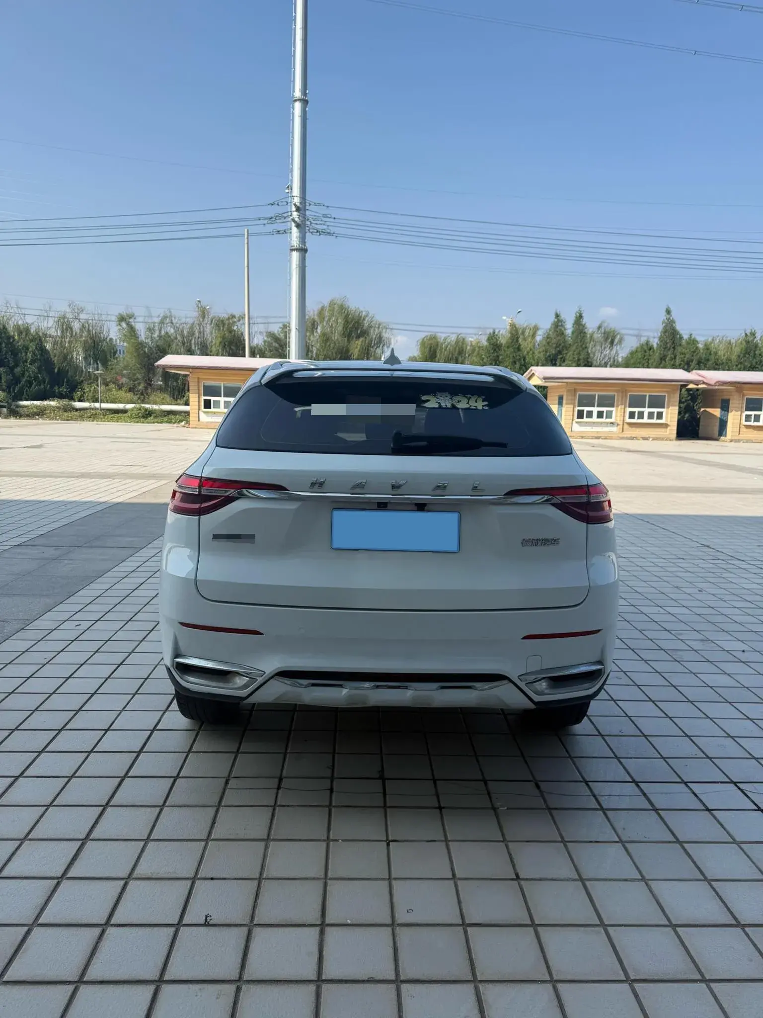 2021 HAVAL F7 thumbnail 3