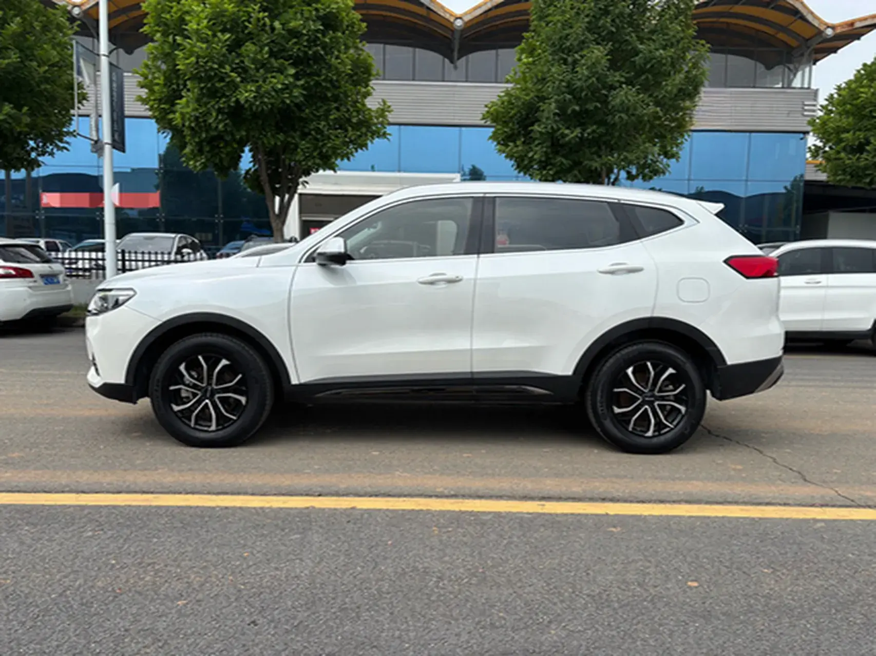 2021 HAVAL H6 thumbnail 3