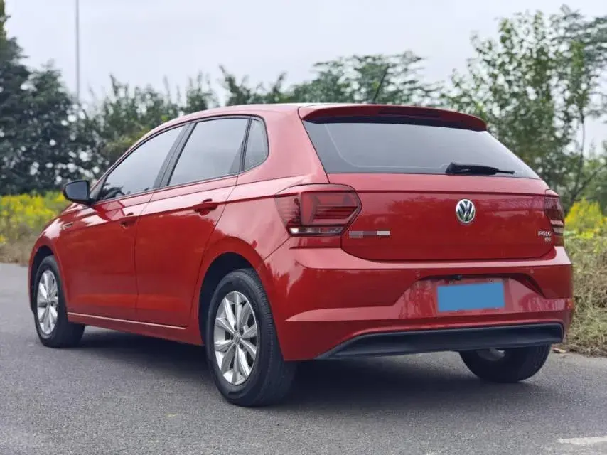 2019 VOLKSWAGEN POLO thumbnail 4