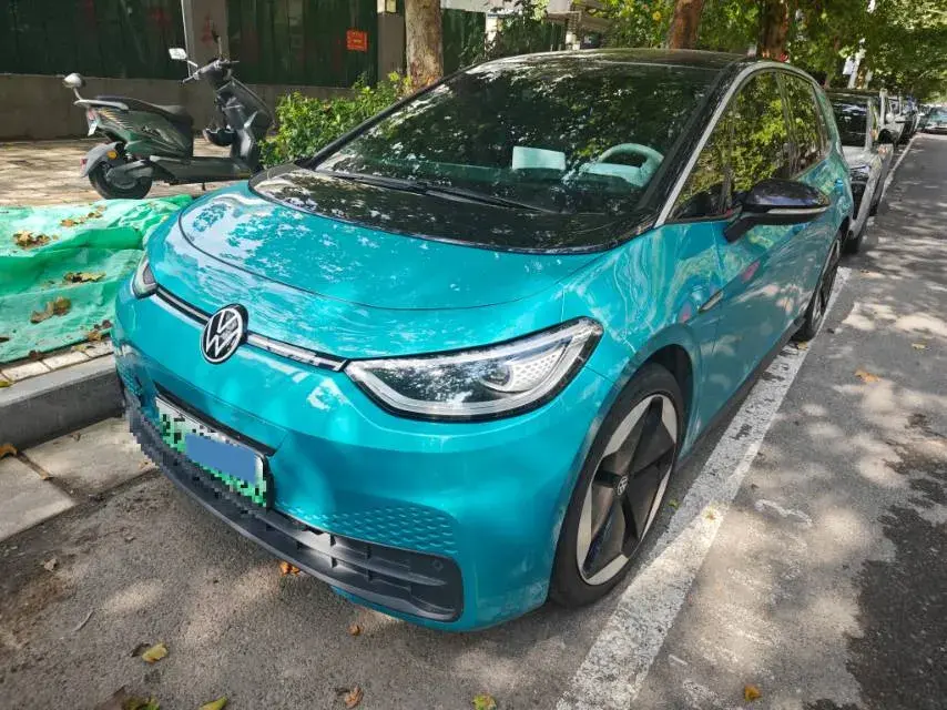 2022 VOLKSWAGEN ID.3 view 1