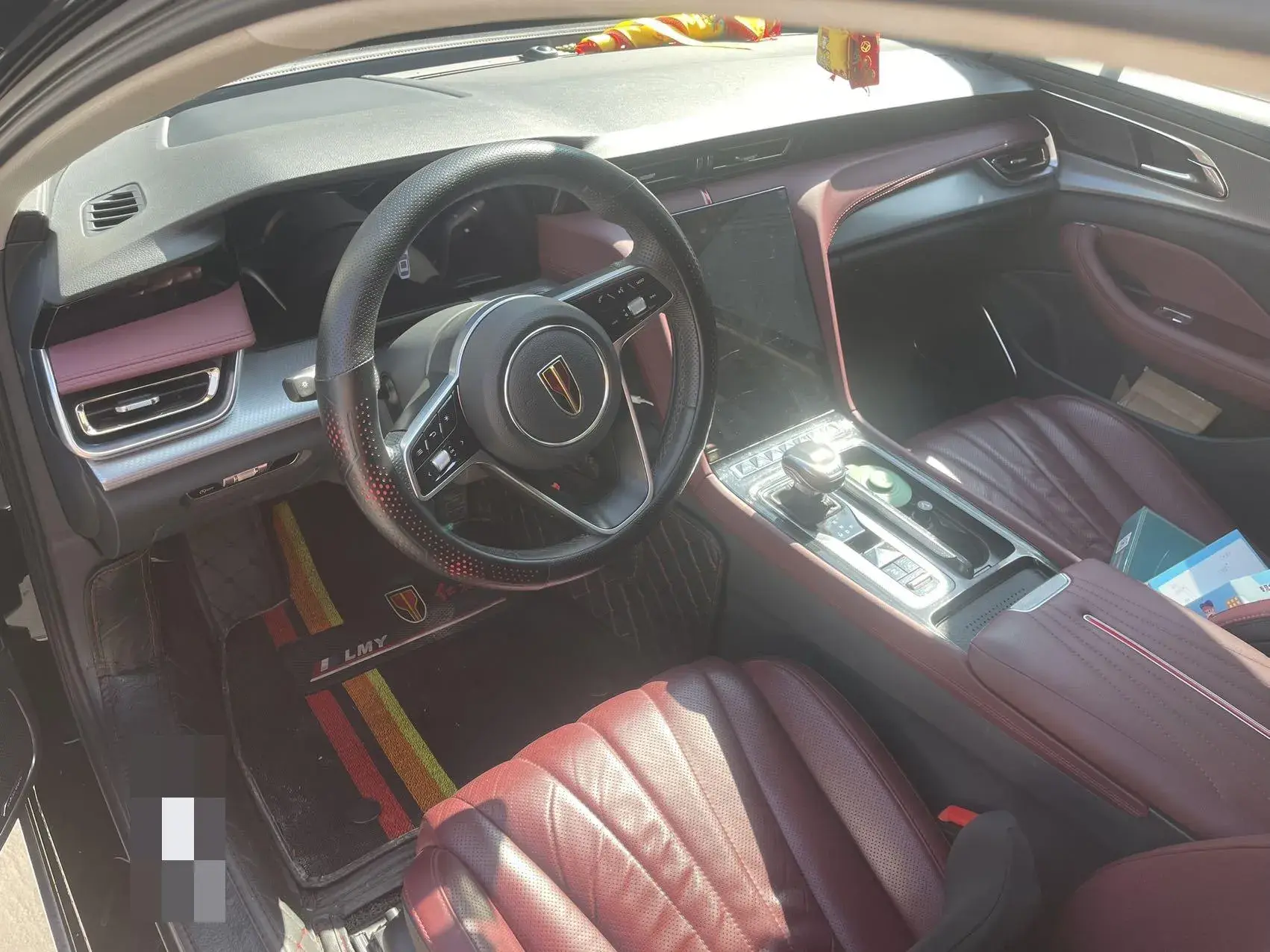 2023 HONGQI H5 thumbnail 3