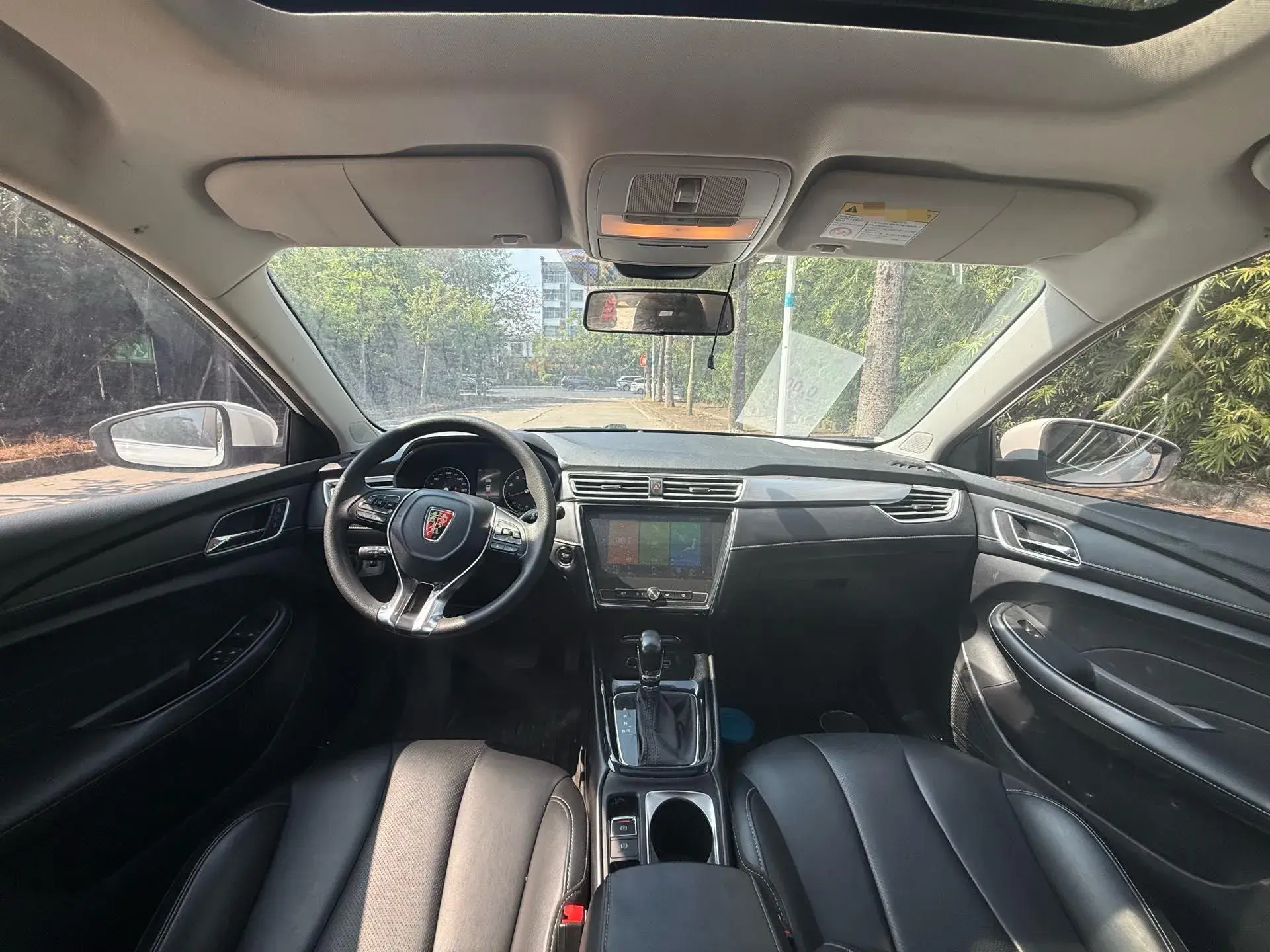 2019 ROEWE I5 thumbnail 4