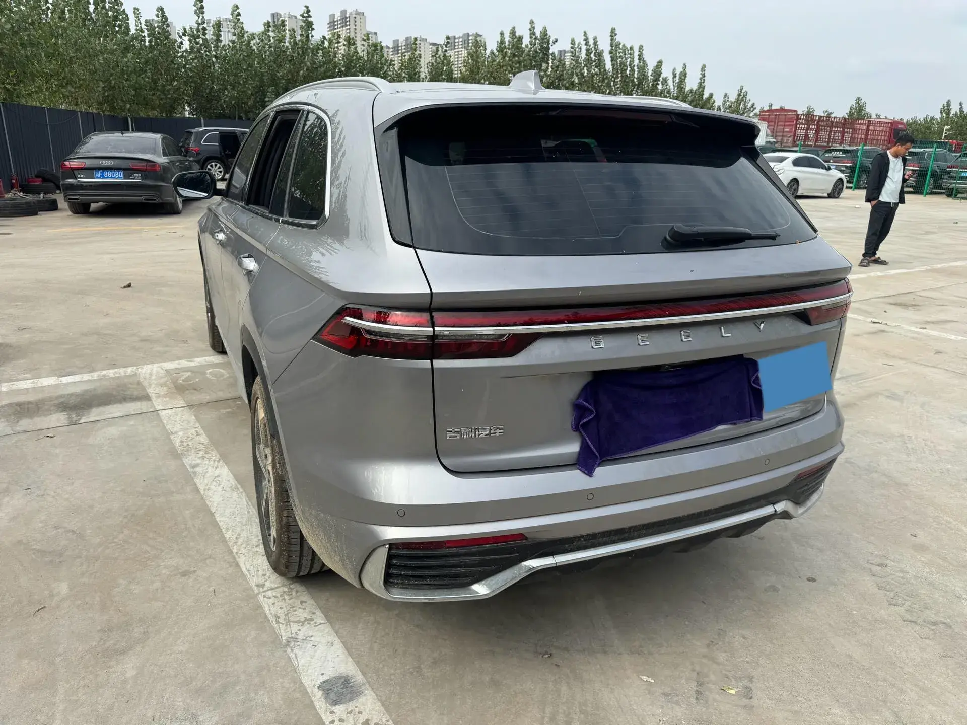 2024 GEELY MONJARO thumbnail 4