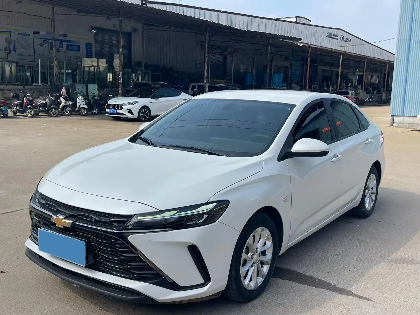 2024 CHEVROLET MONZA view 1