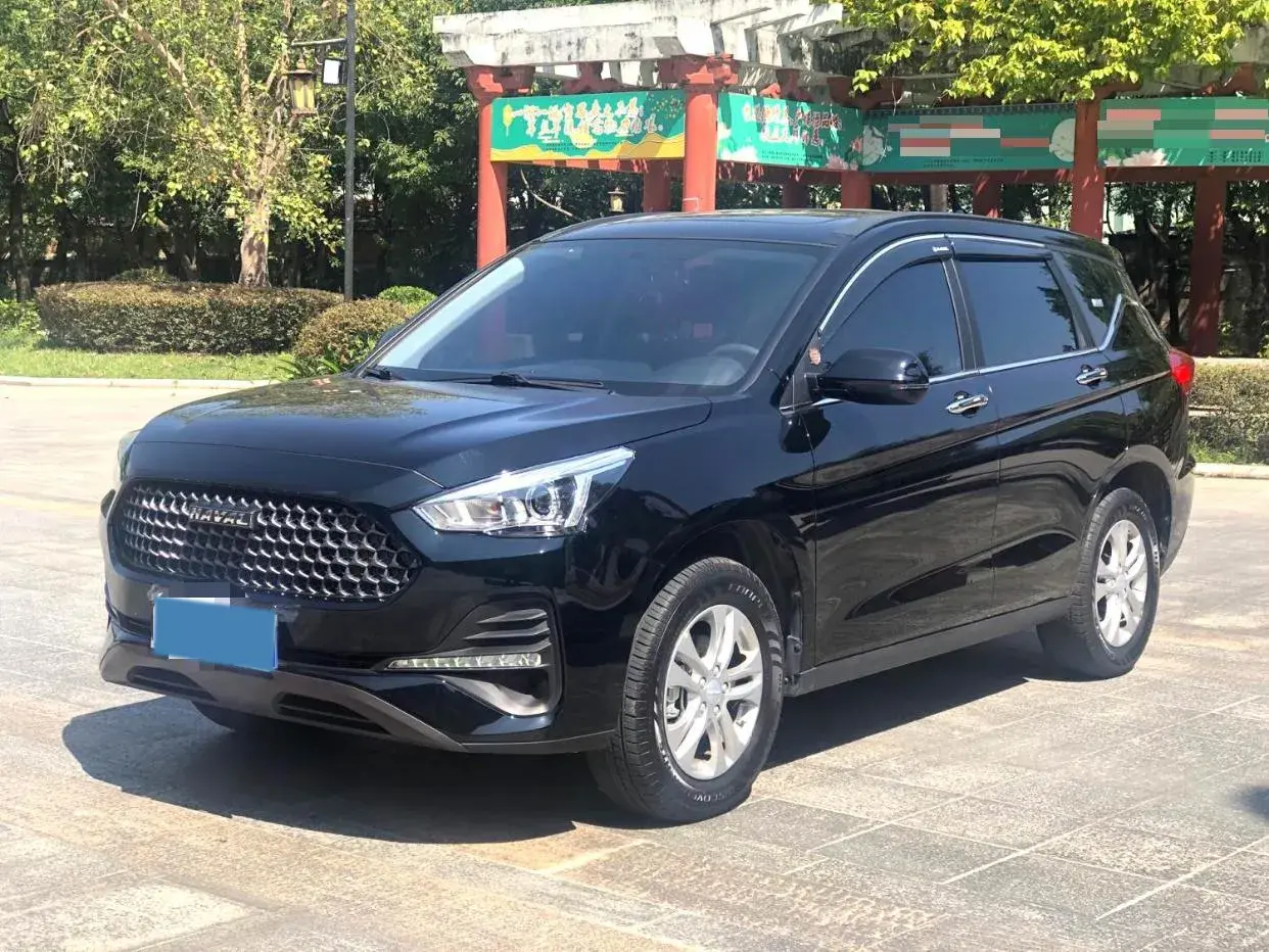 2019 HAVAL M6 view 1