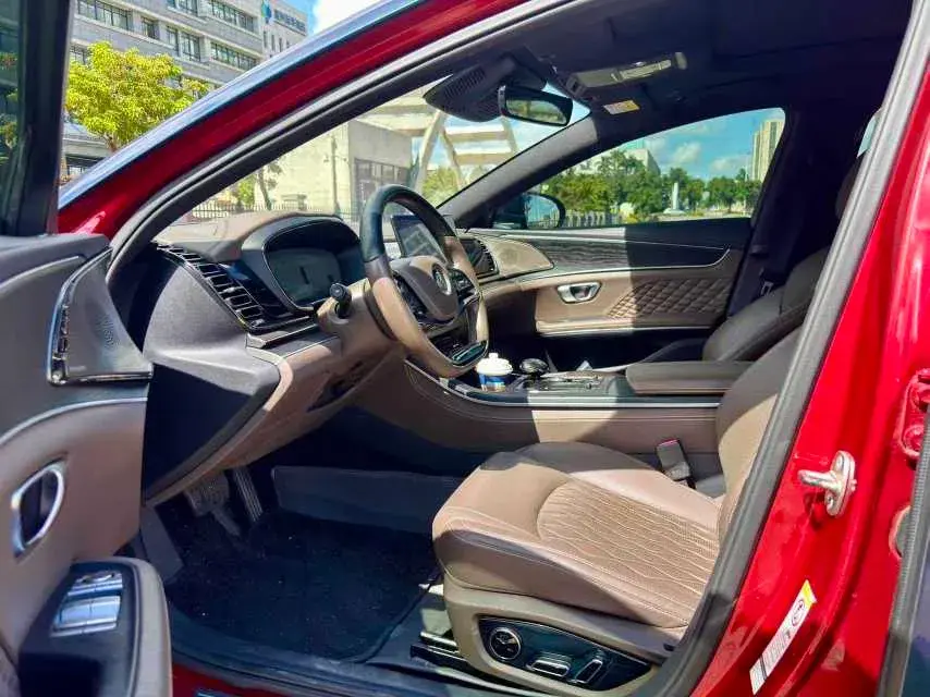 2022 BYD HAN thumbnail 4