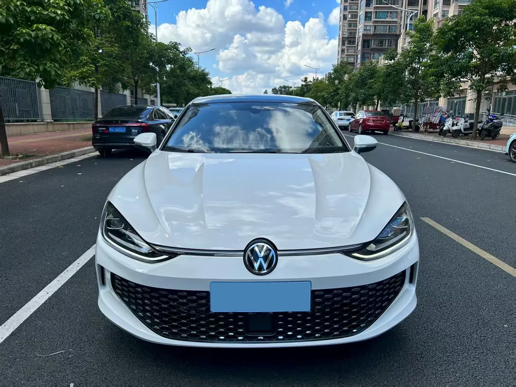 2023 VOLKSWAGEN LAMANDO thumbnail 2