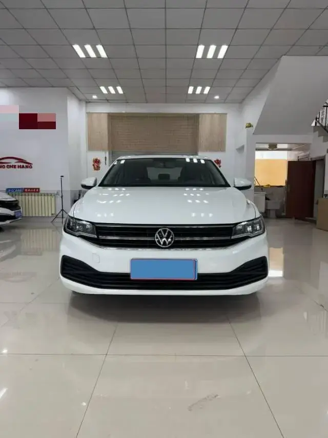 2021 VOLKSWAGEN BORA thumbnail 3