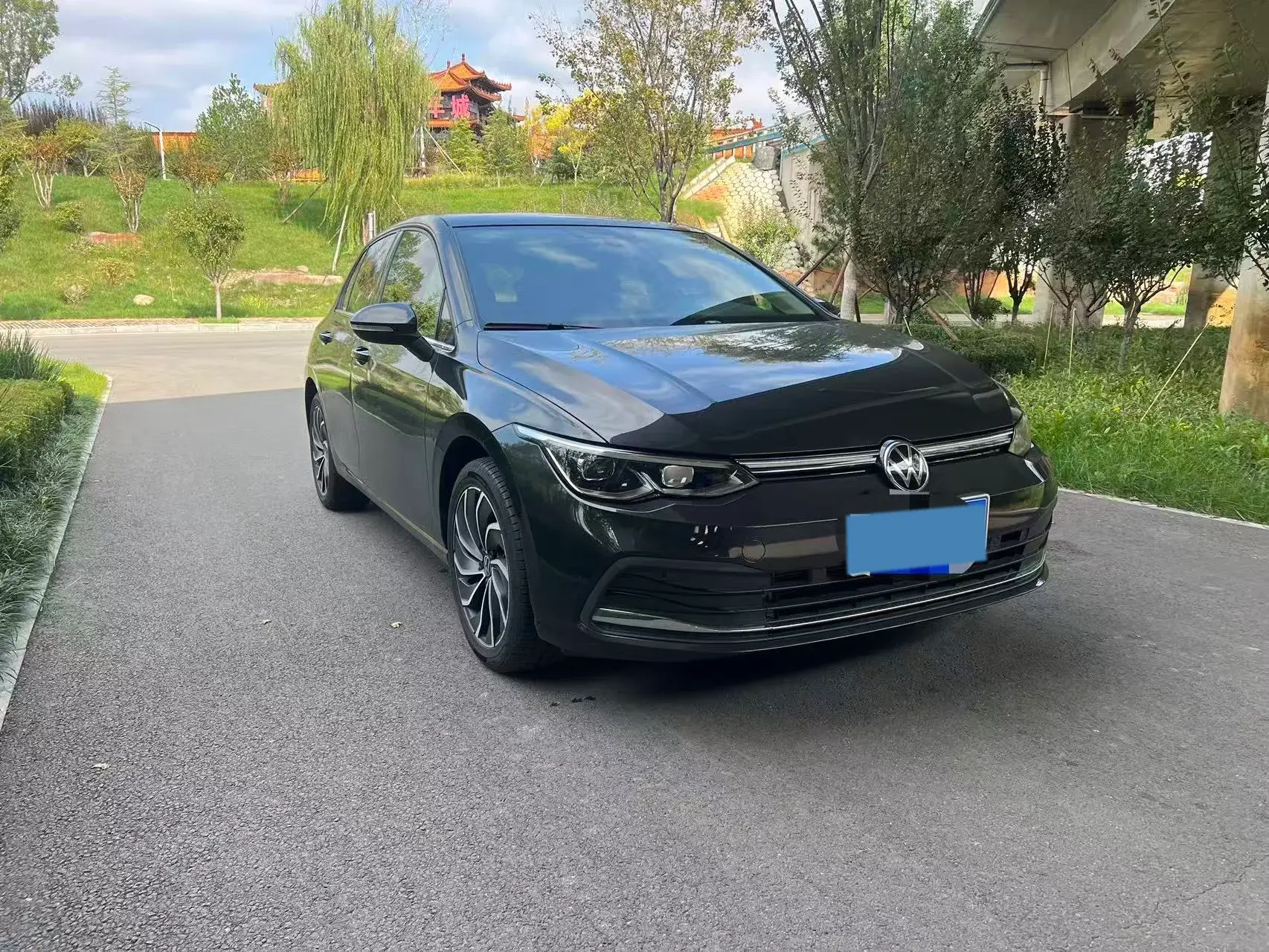 2021 VOLKSWAGEN GOLF thumbnail 3