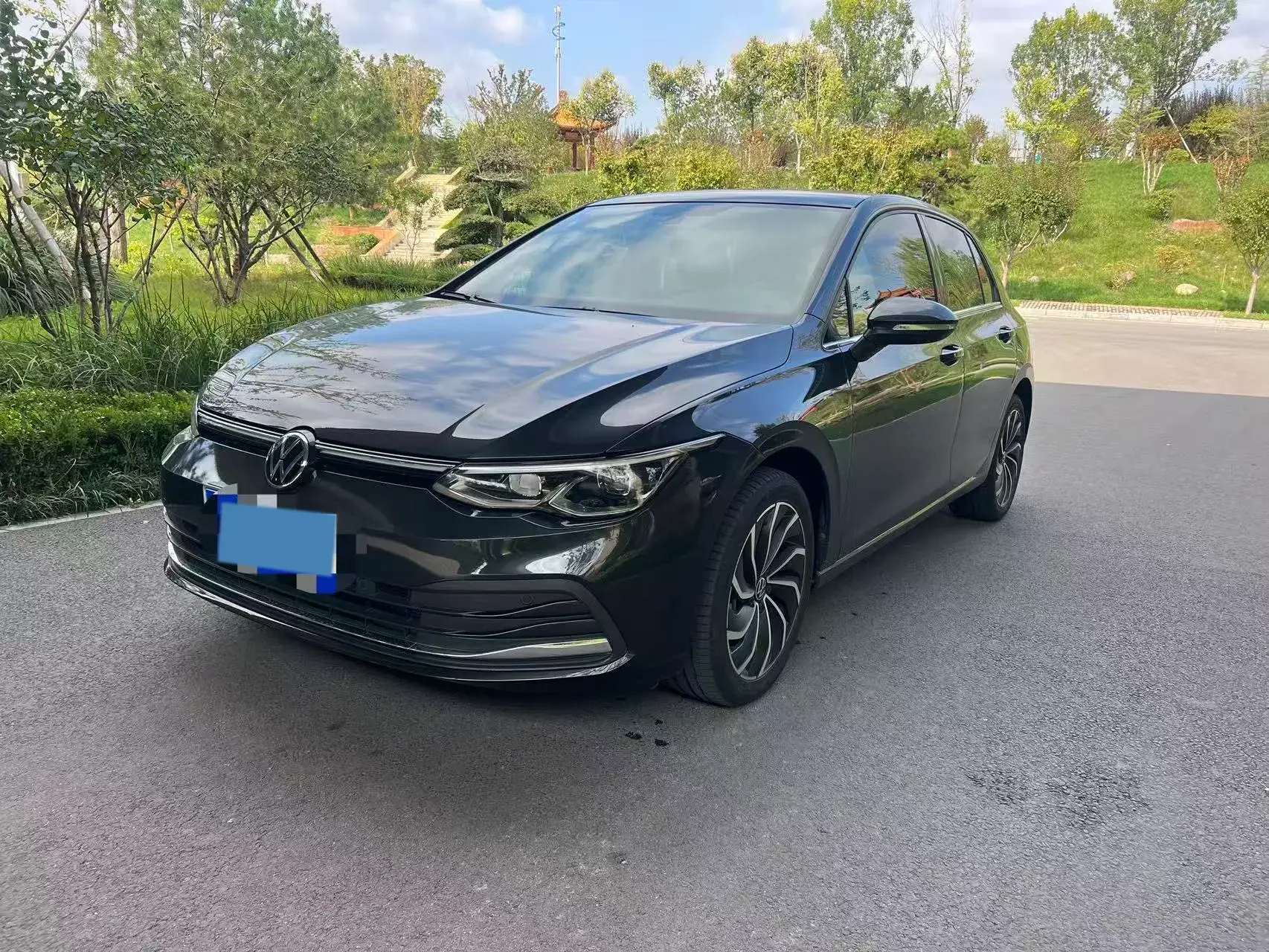 2021 VOLKSWAGEN GOLF view 1