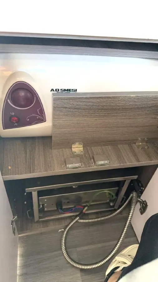 2021 MAXUS V90 RV 2.0T 148HP L4 6AT,autocango,china used car exporter,china ev exporter,chinese used car exporter,chinese used ev exporter