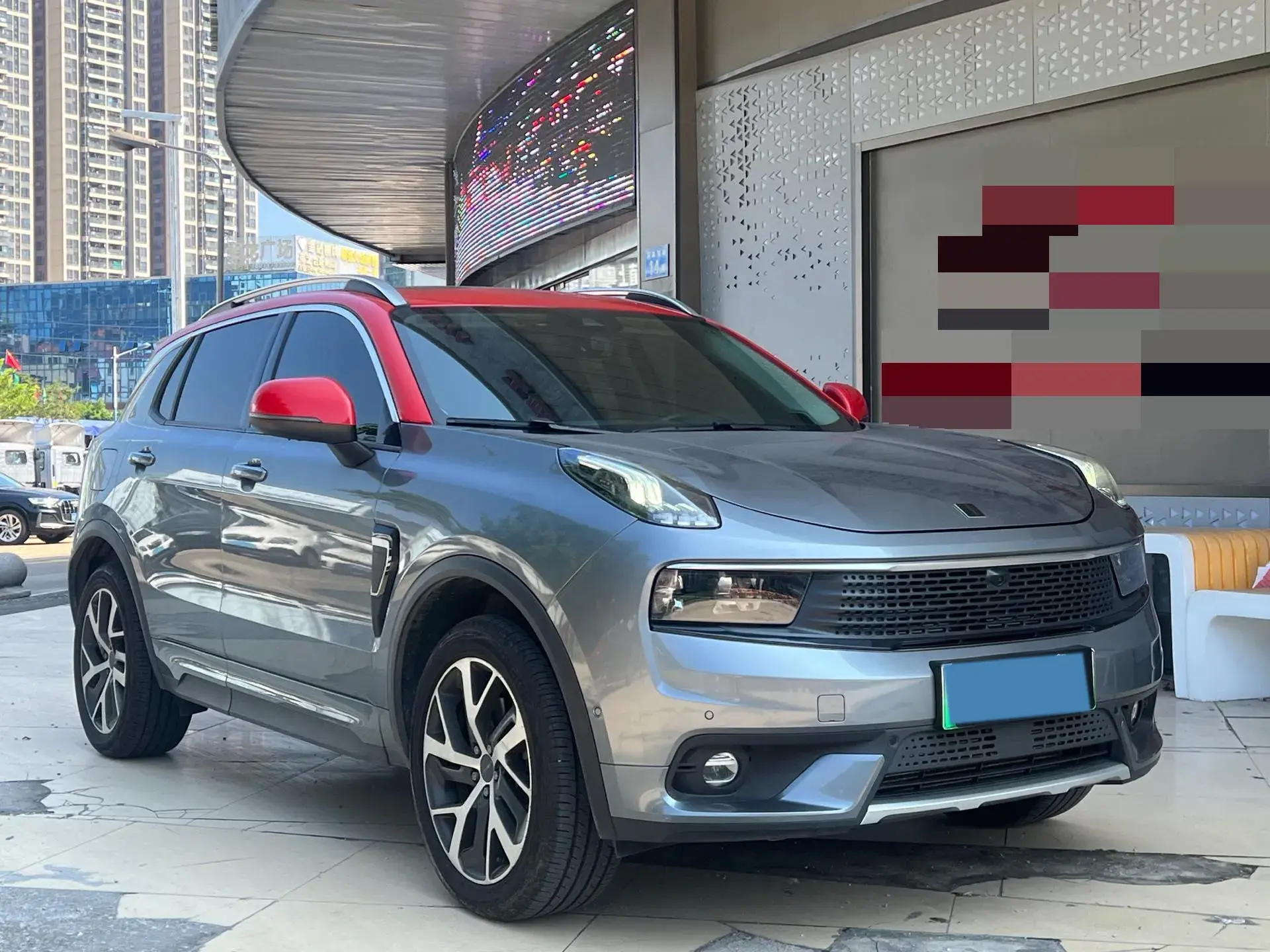 2018 LYNK&CO 01 thumbnail 3