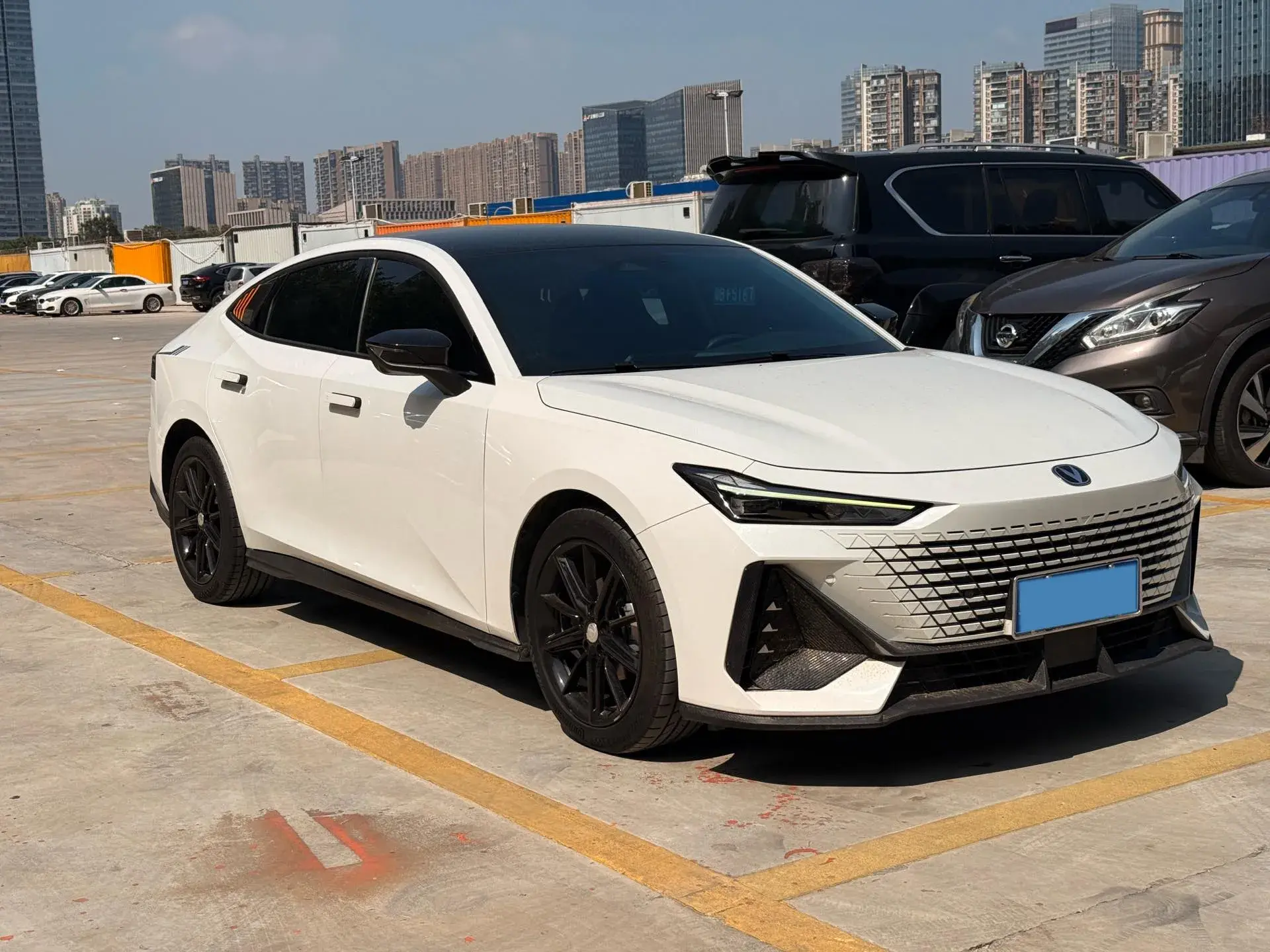 2023 CHANGAN UNI-V thumbnail 3