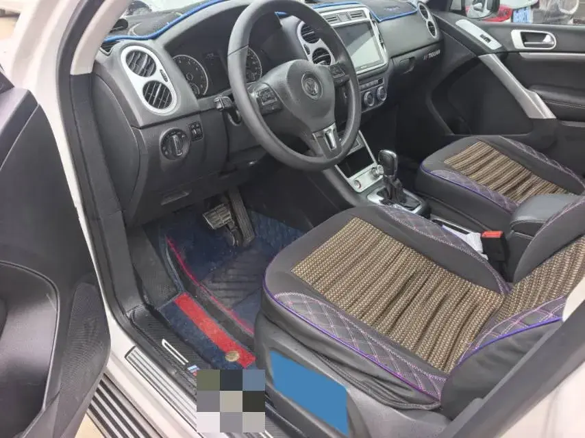 2016 VOLKSWAGEN TIGUAN thumbnail 4