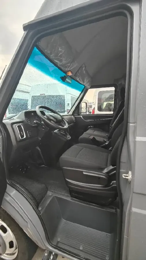2025 Iveco DeYi 2.5T 149HP L4 5MT,autocango,china used car exporter,china ev exporter,chinese used car exporter,chinese used ev exporter