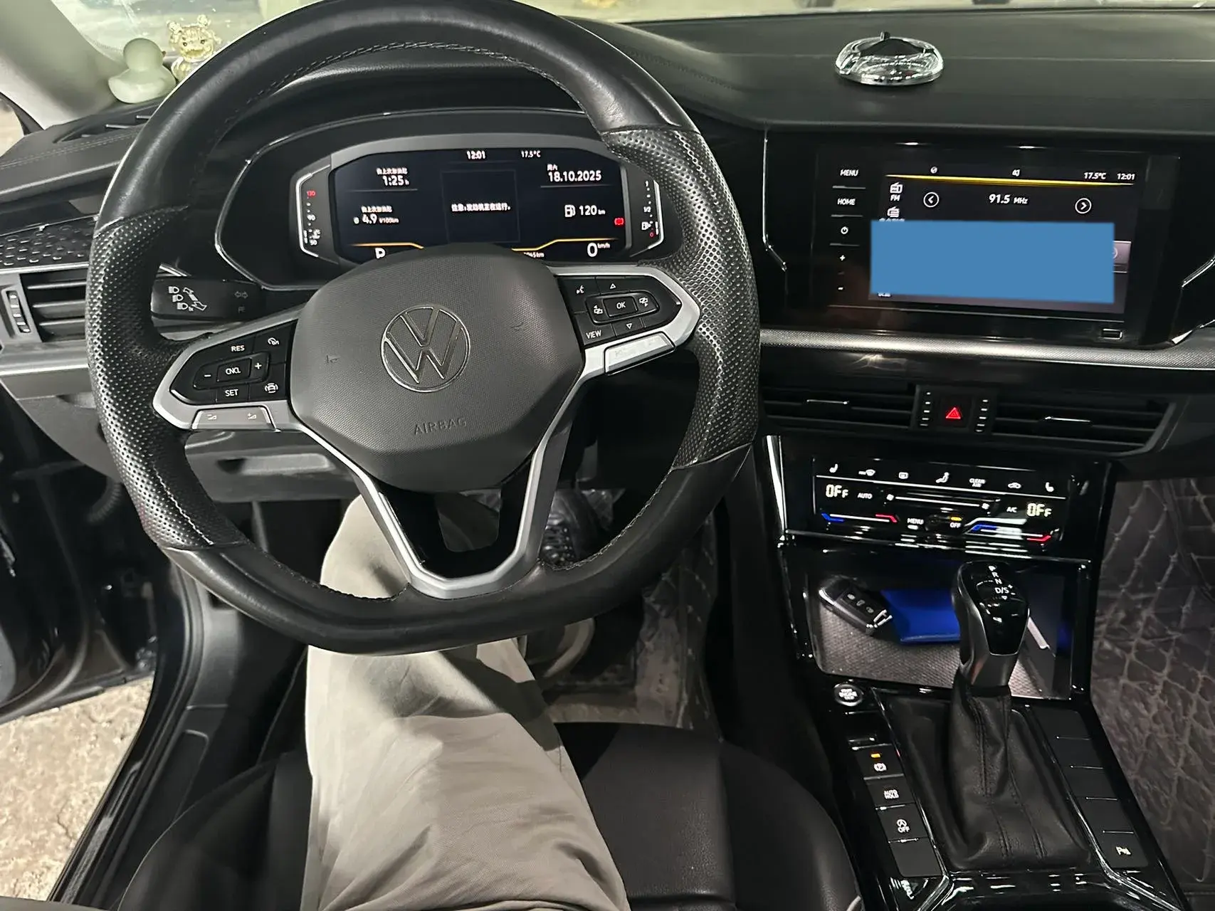 2022 VOLKSWAGEN PASSAT thumbnail 2