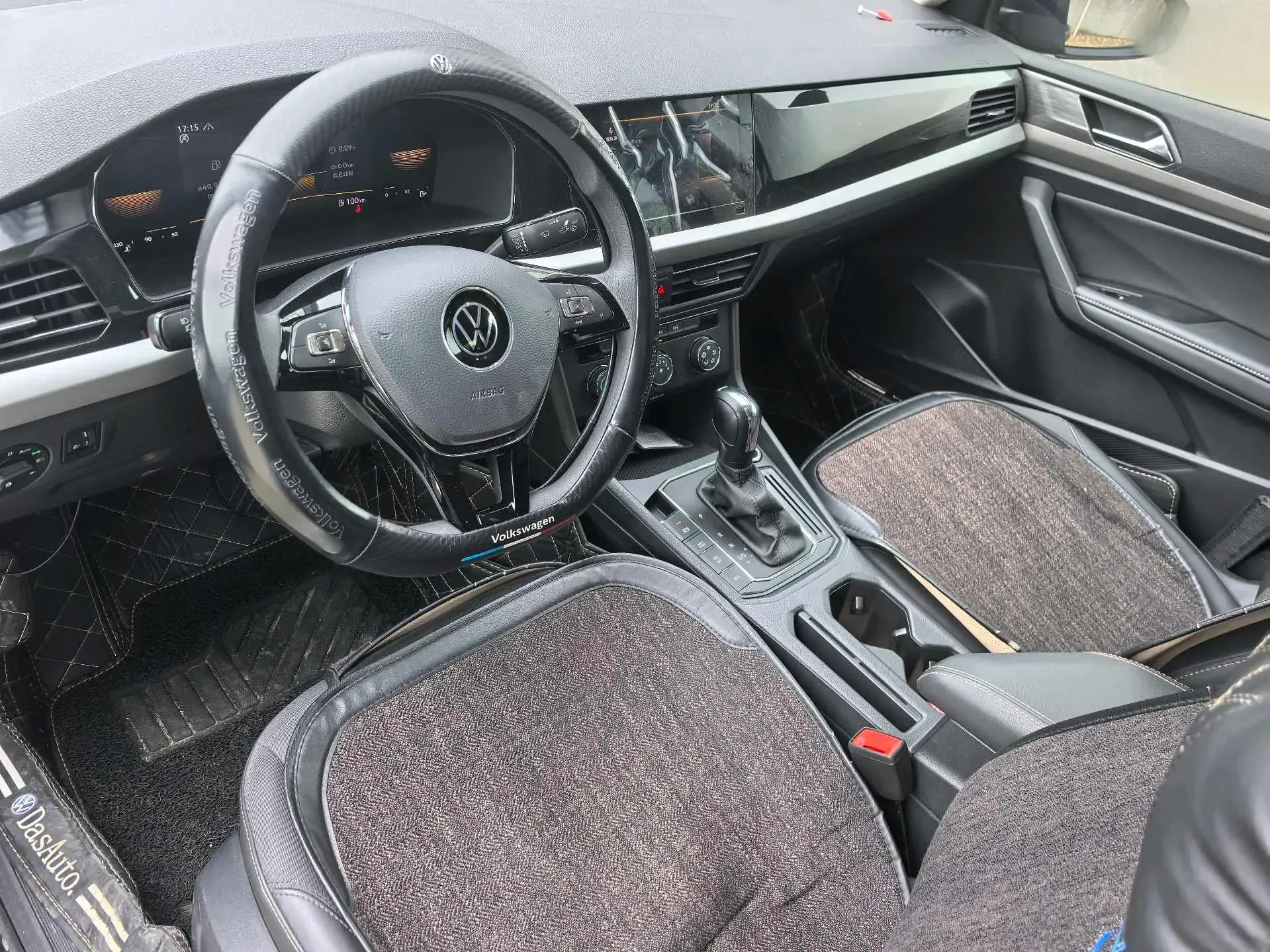 2021 VOLKSWAGEN LAVIDA thumbnail 4