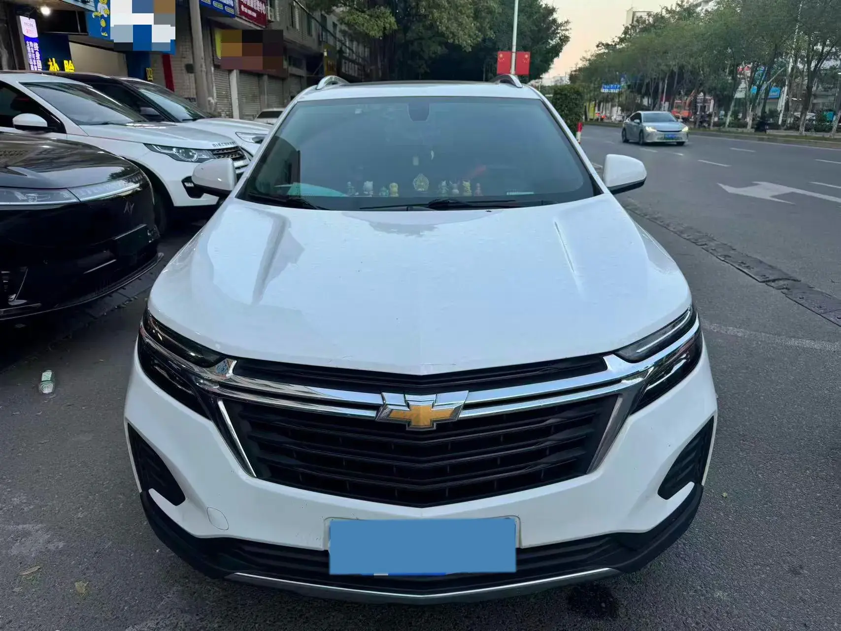 2021 CHEVROLET EQUINOX thumbnail 3