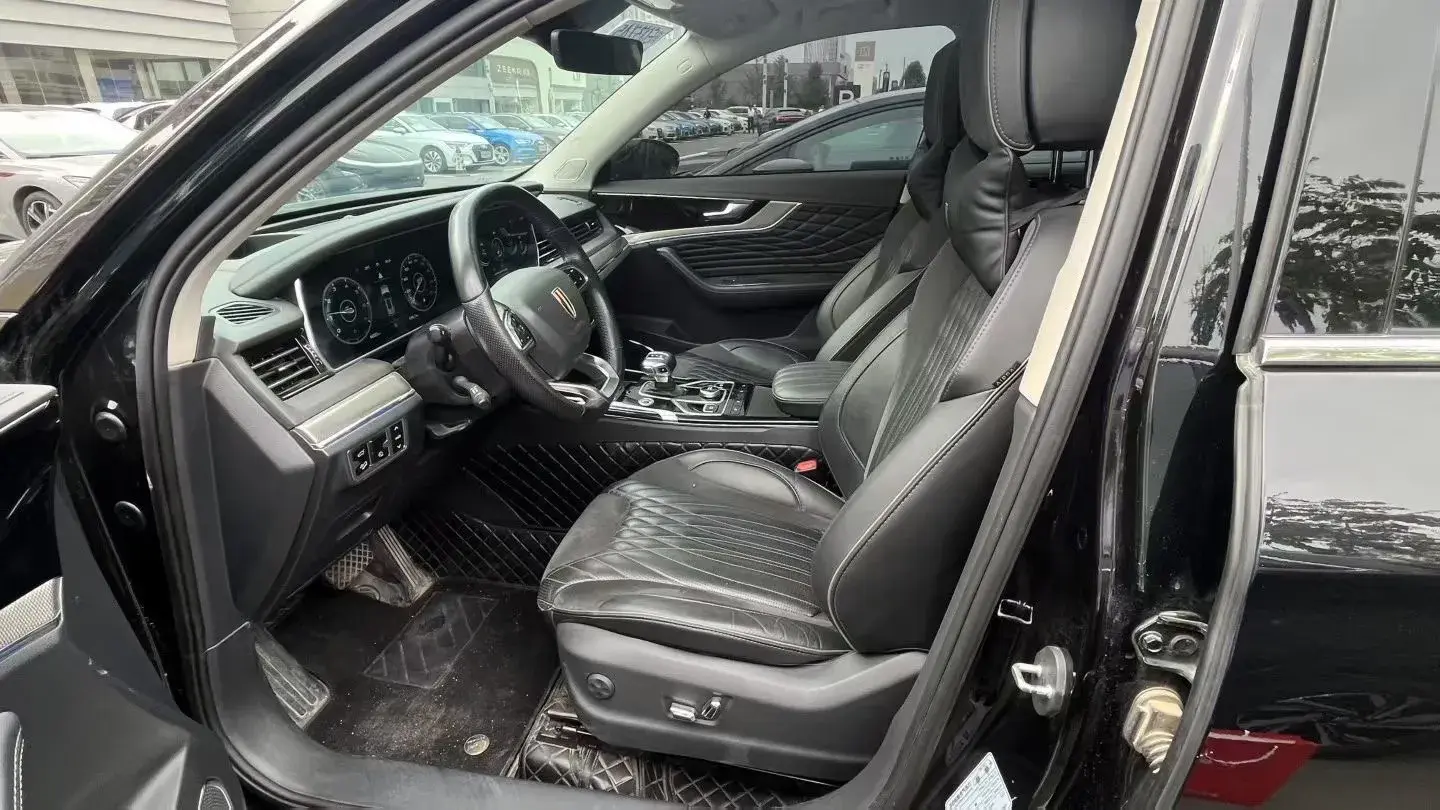 2022 HONGQI HS5 thumbnail 4