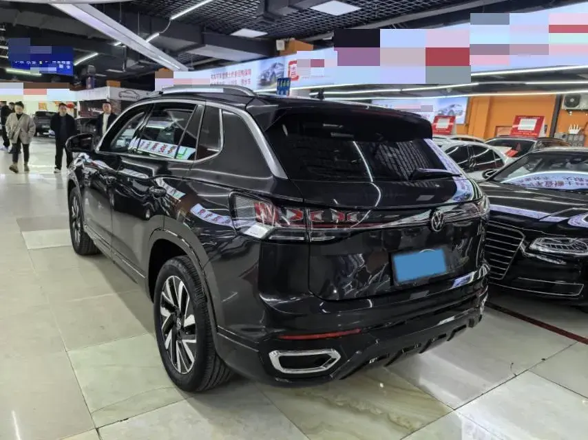 2023 VOLKSWAGEN TAYRON thumbnail 4