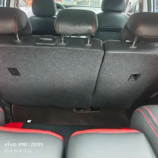 2023 JETOUR X70M thumbnail 4