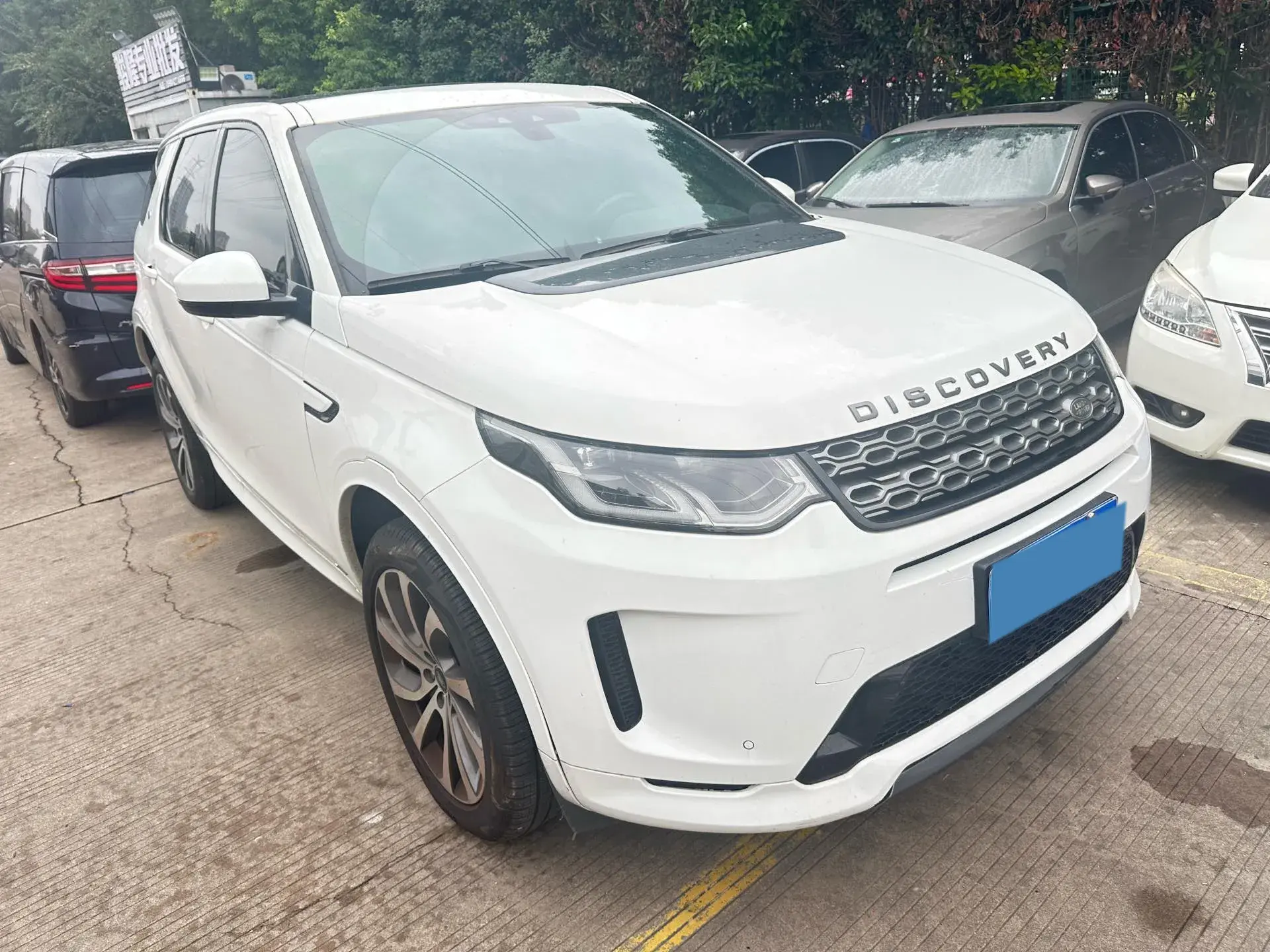 2020 LAND ROVER thumbnail 3