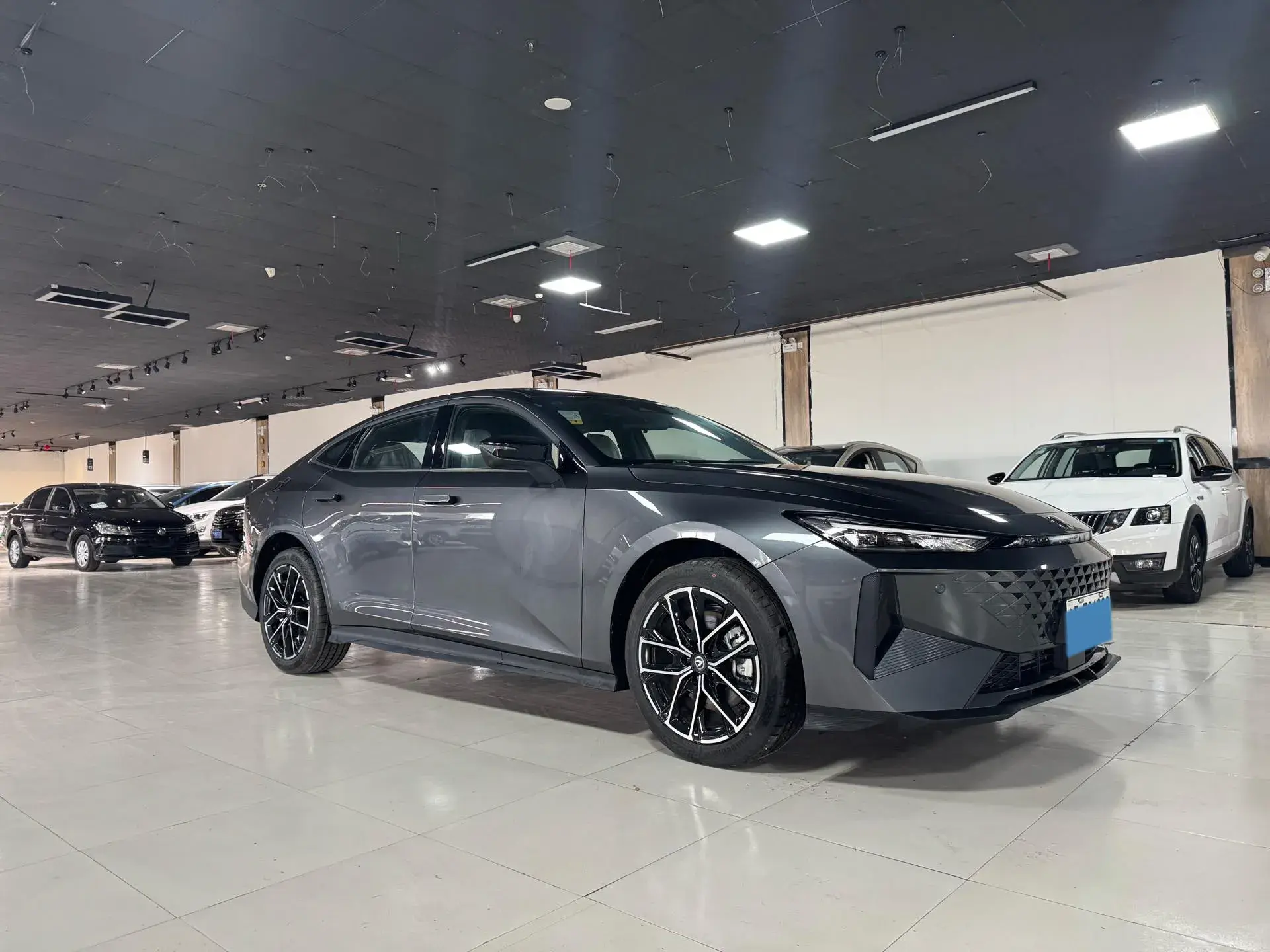 2024 CHANGAN UNI-V thumbnail 3