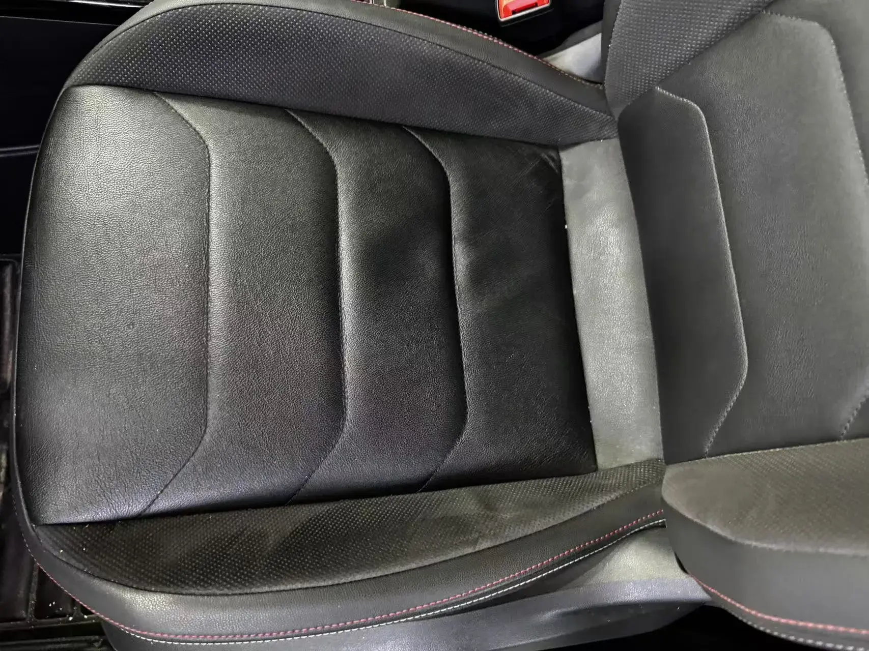 2020 VOLKSWAGEN TAYRON thumbnail 3