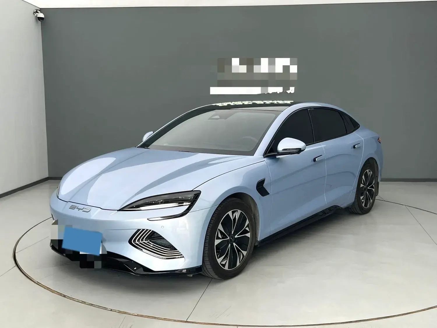 2023 BYD SEAL view 1