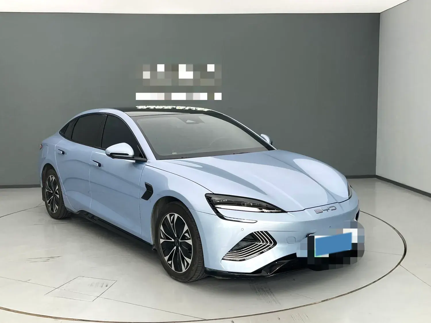 2023 BYD SEAL thumbnail 3