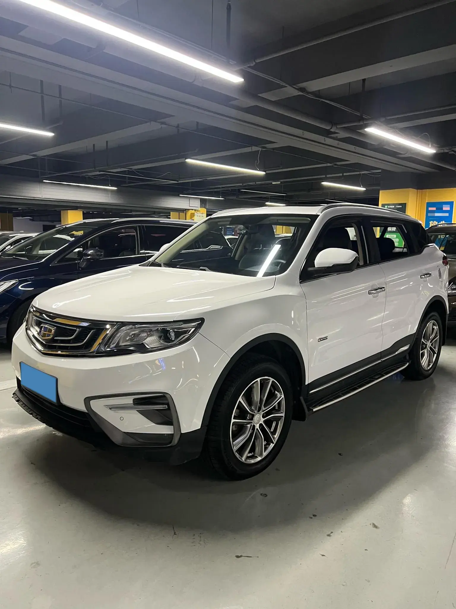 2018 GEELY AZKARRA view 1
