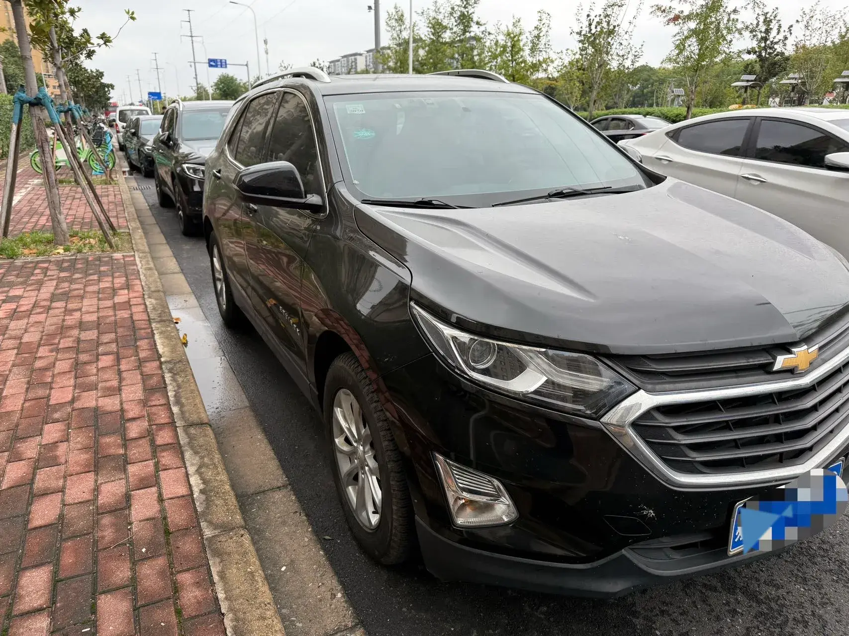 2019 CHEVROLET EQUINOX thumbnail 3