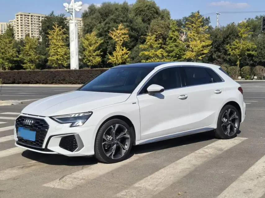 2022 AUDI A3 view 1
