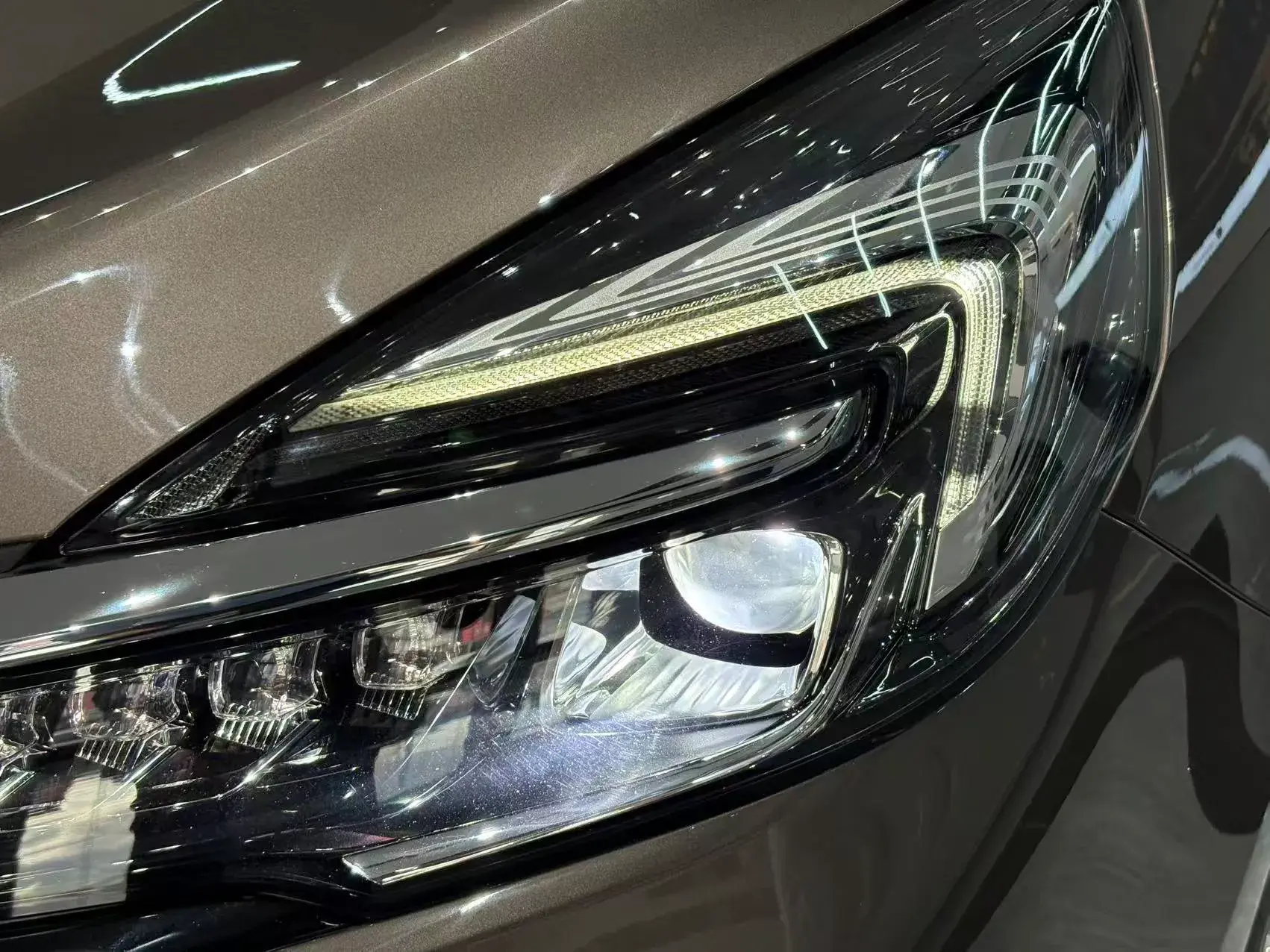 2023 BUICK GL8 thumbnail 2