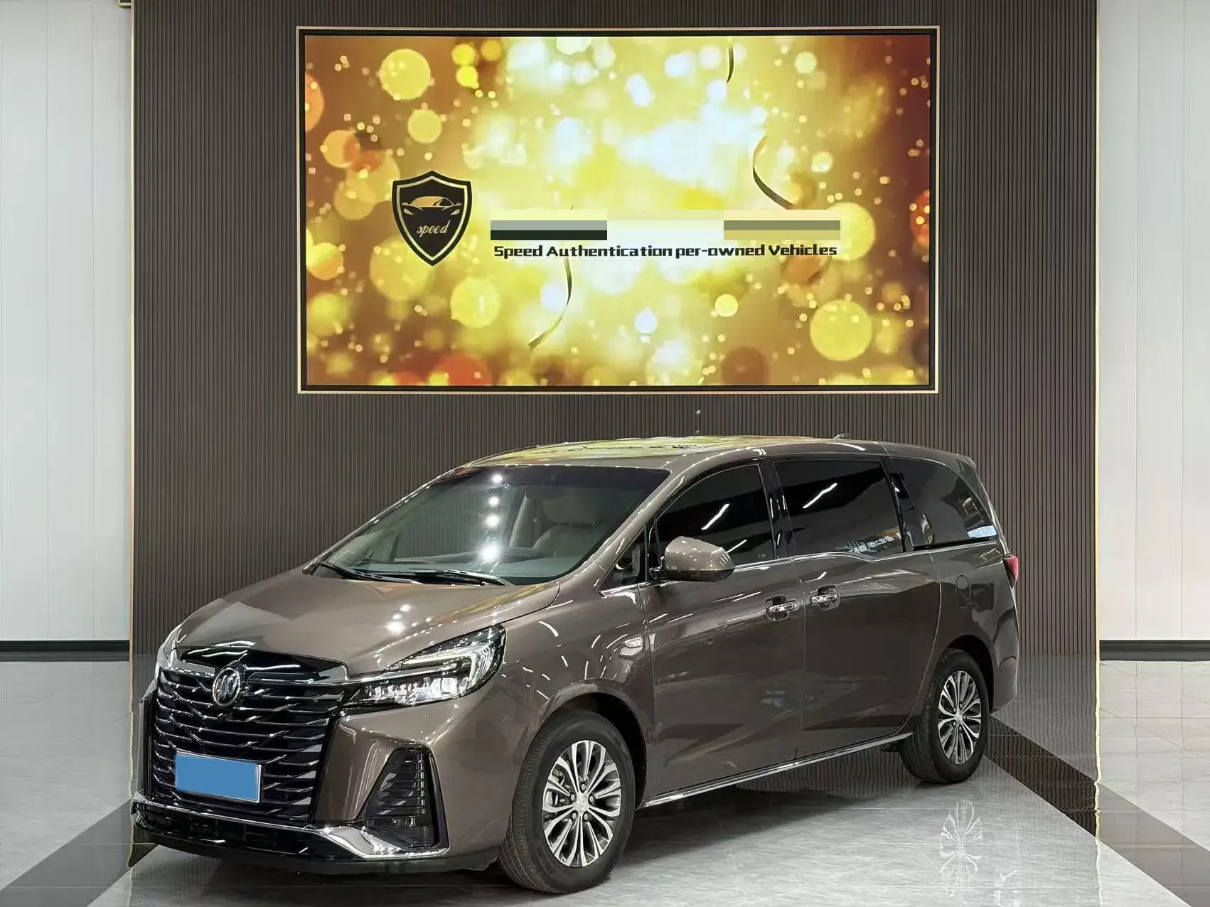 2023 BUICK GL8 view 1