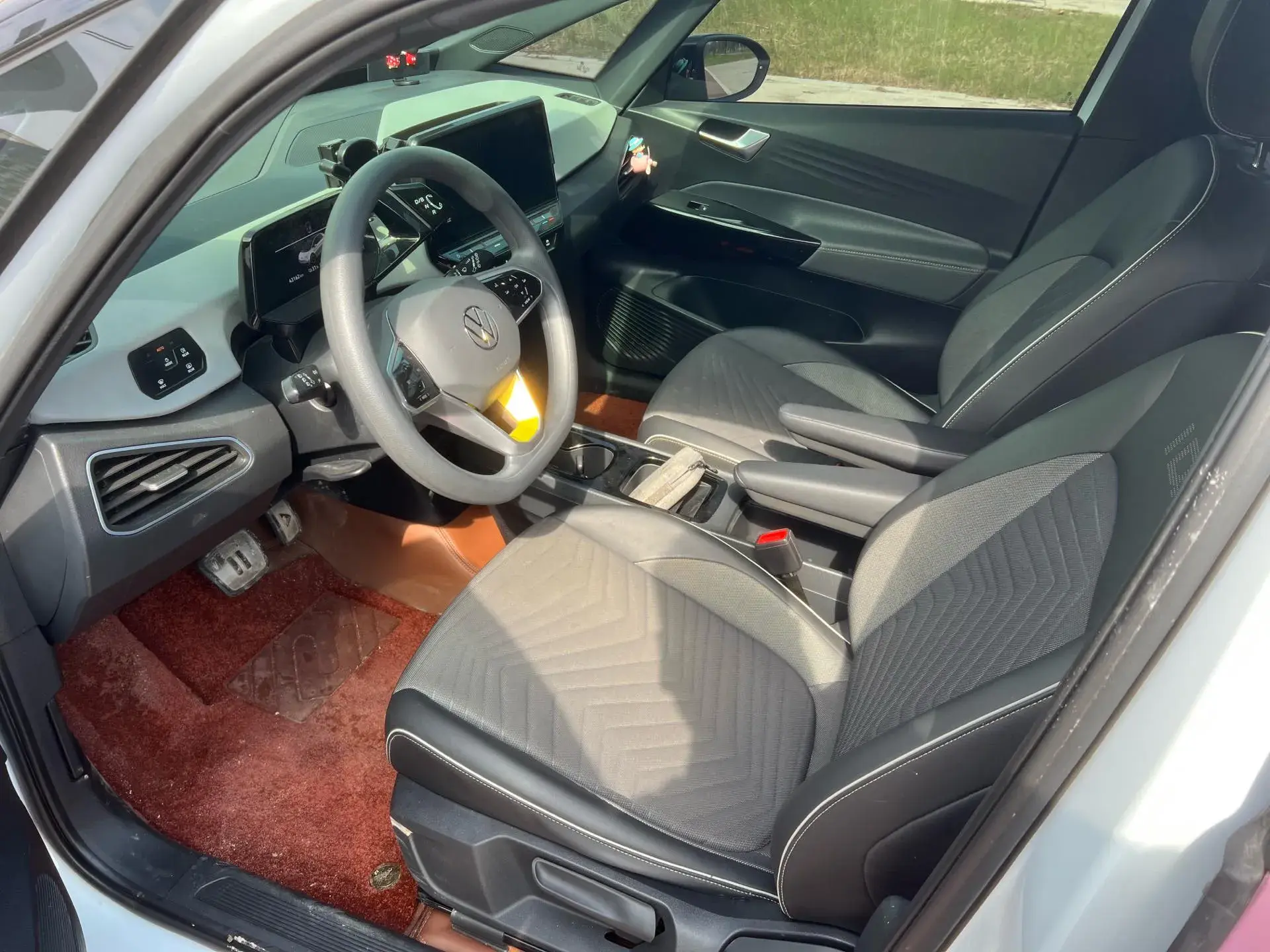 2023 VOLKSWAGEN ID.3 thumbnail 4