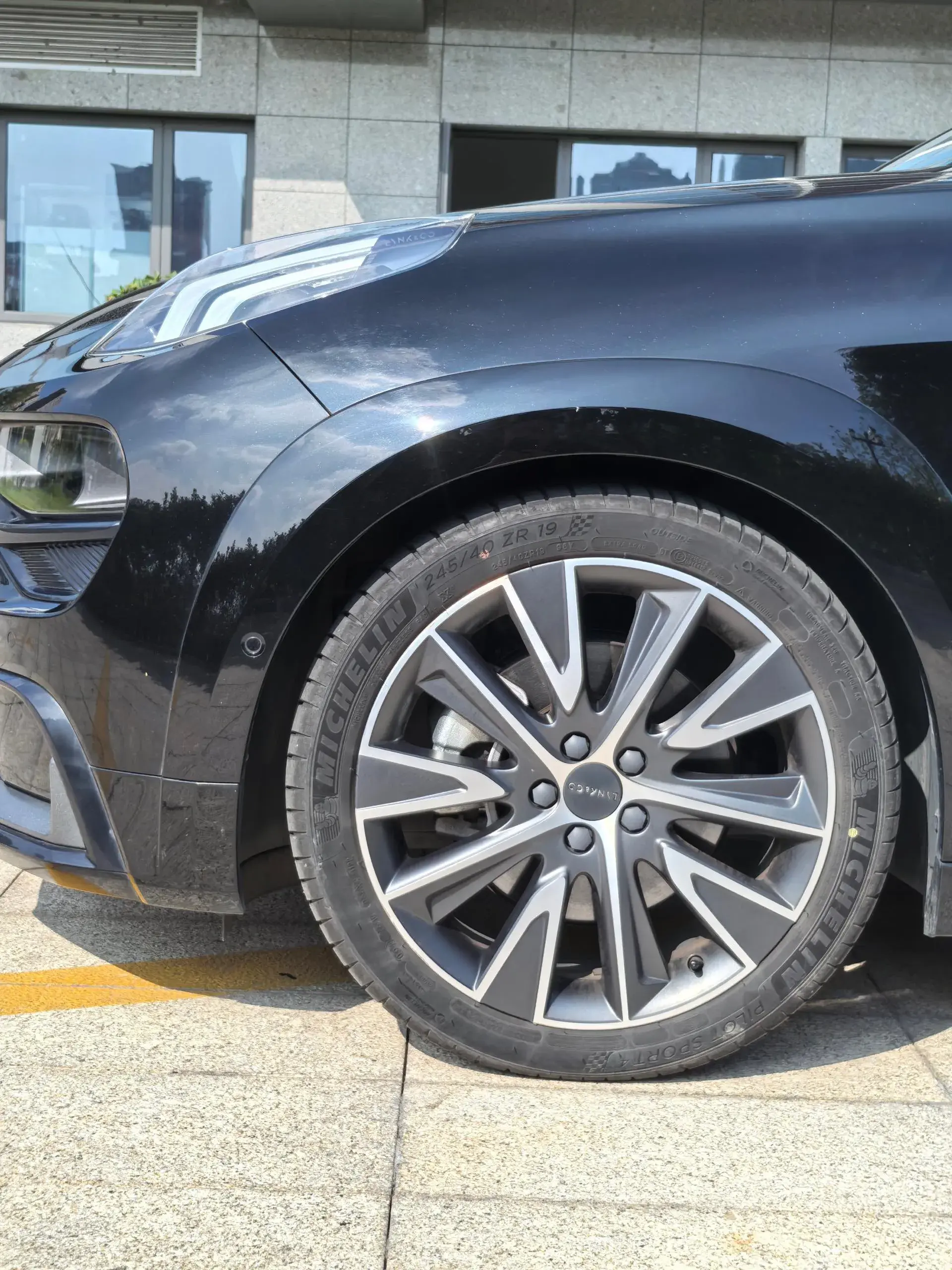 2021 LYNK&CO 02 thumbnail 3