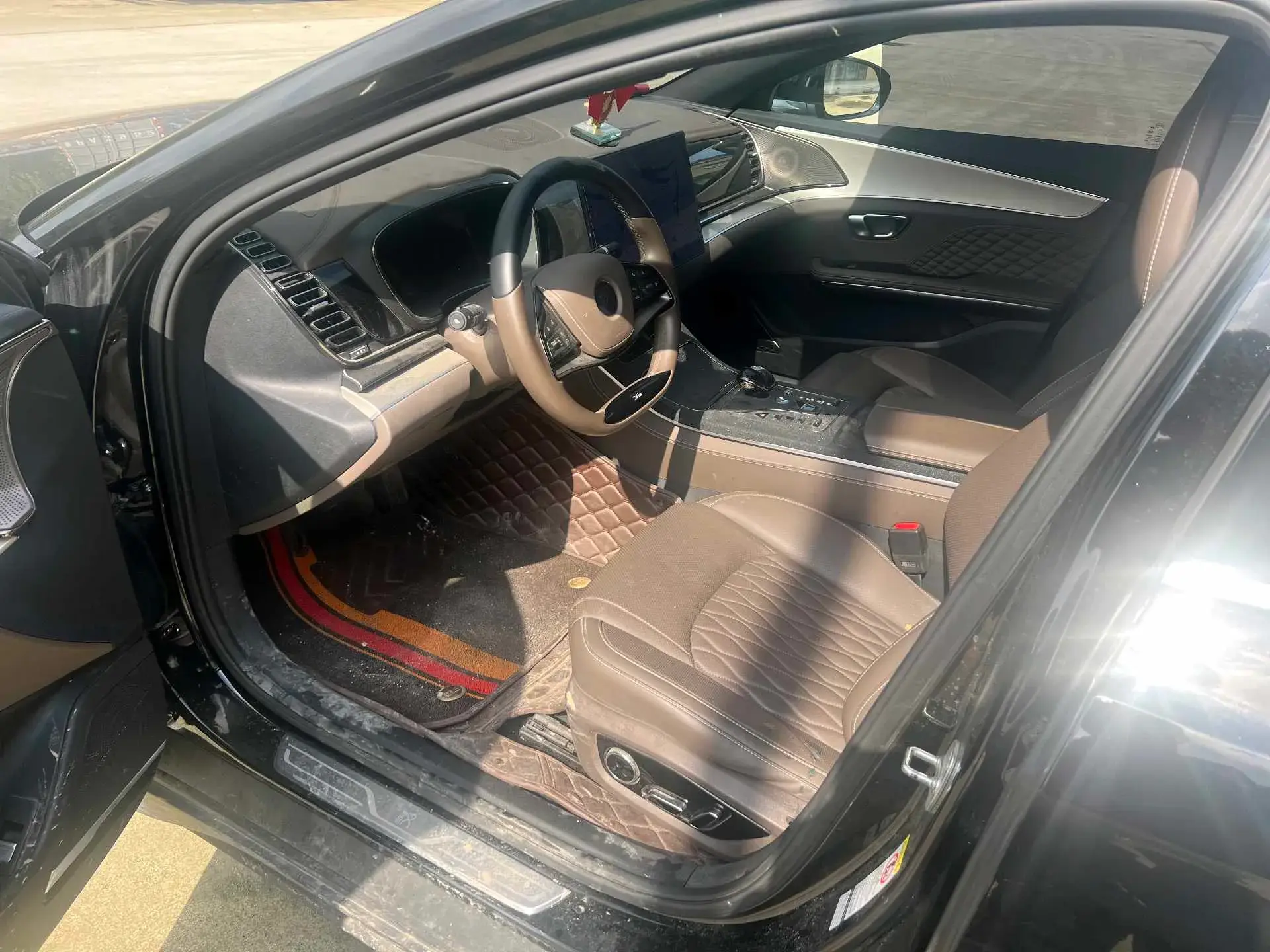 2024 BYD HAN thumbnail 4