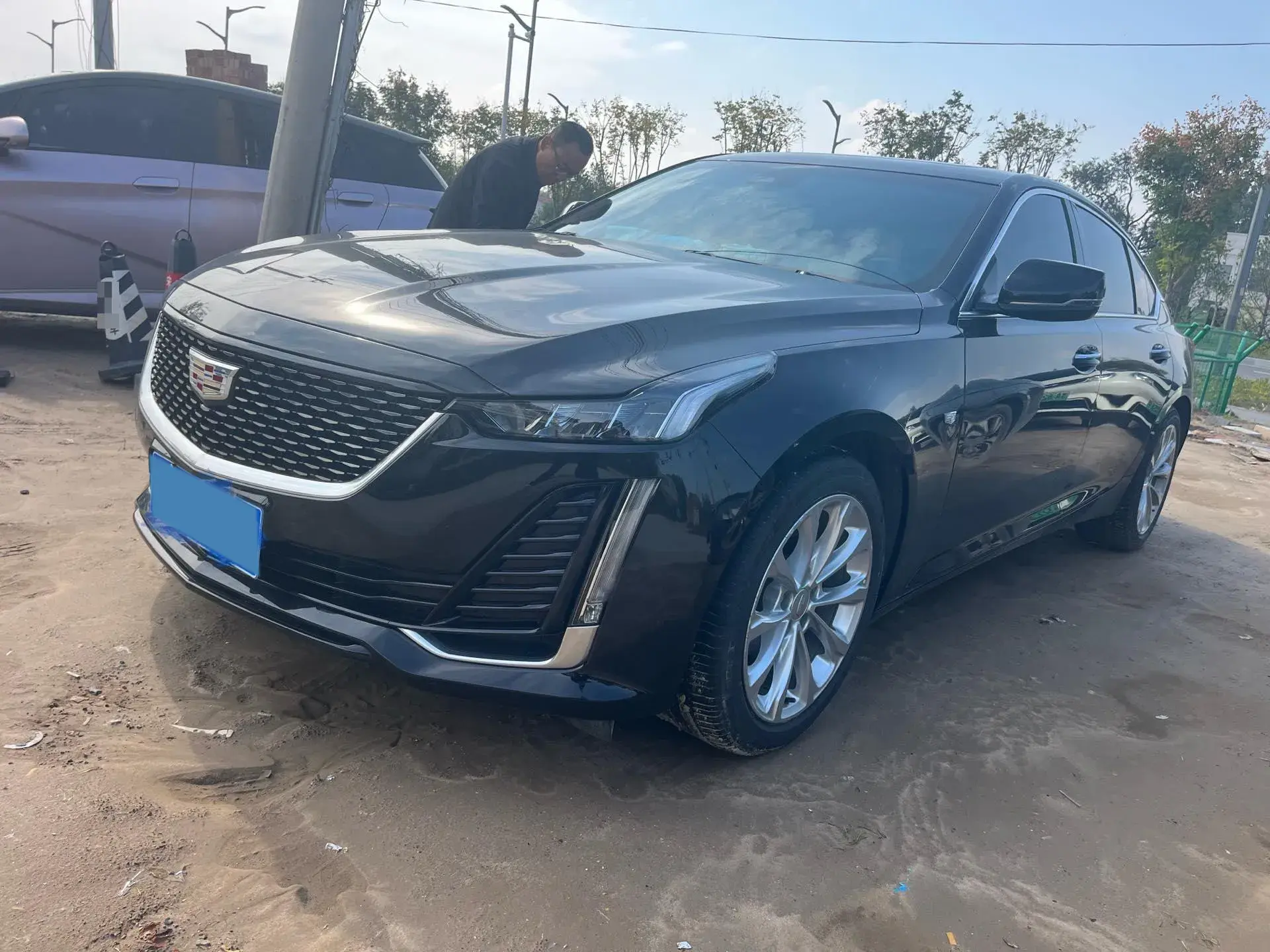 2023 CADILLAC CT5 view 1