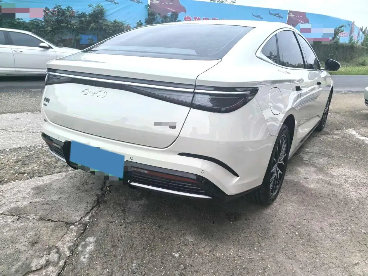 2025 BYD SEAL07 thumbnail 4