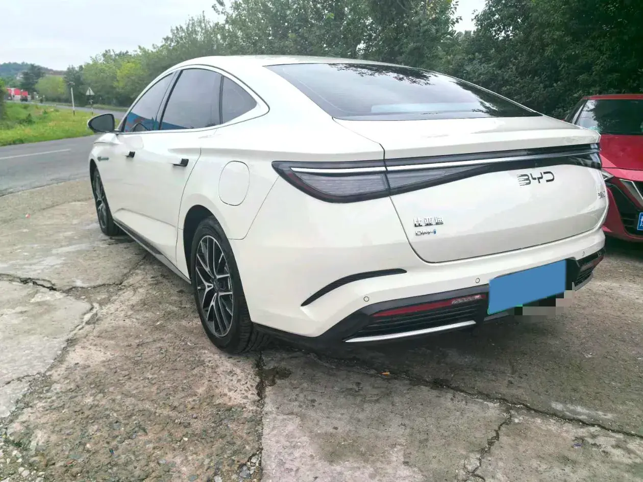 2025 BYD SEAL07 thumbnail 3